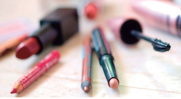 Cosméticos y sus materias primas