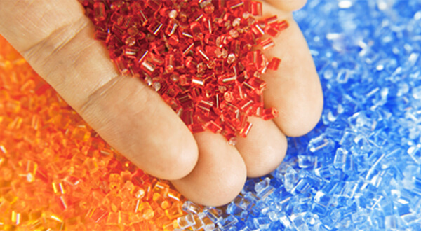 Surfactantes, claves para una polimerización en emulsión efectiva